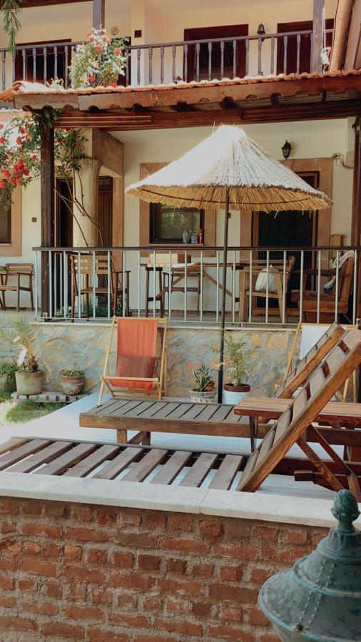 Akropolis Guest House 베르가마 외부 사진