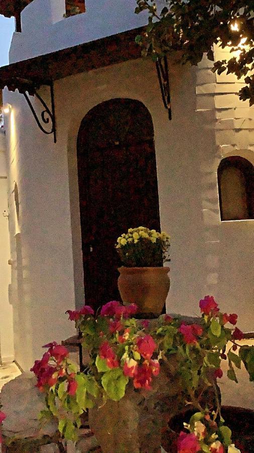 Akropolis Guest House 베르가마 외부 사진