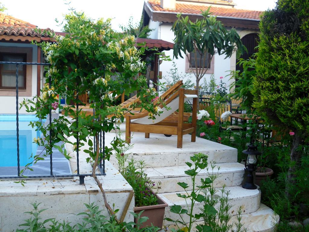 Akropolis Guest House 베르가마 외부 사진