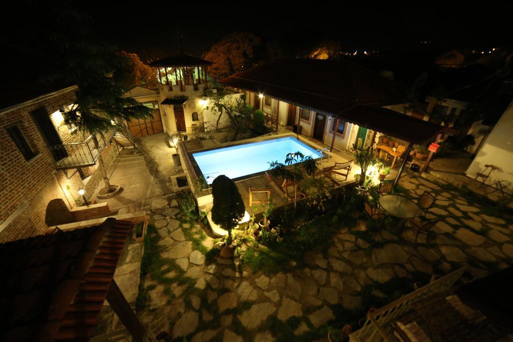 Akropolis Guest House 베르가마 외부 사진