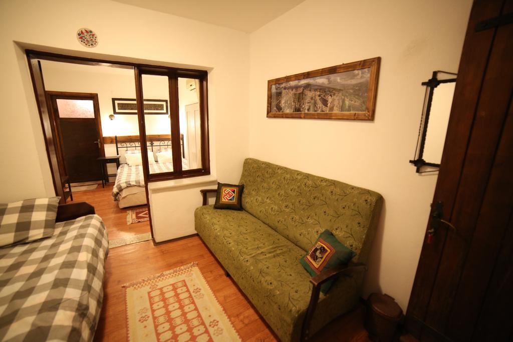 Akropolis Guest House 베르가마 객실 사진