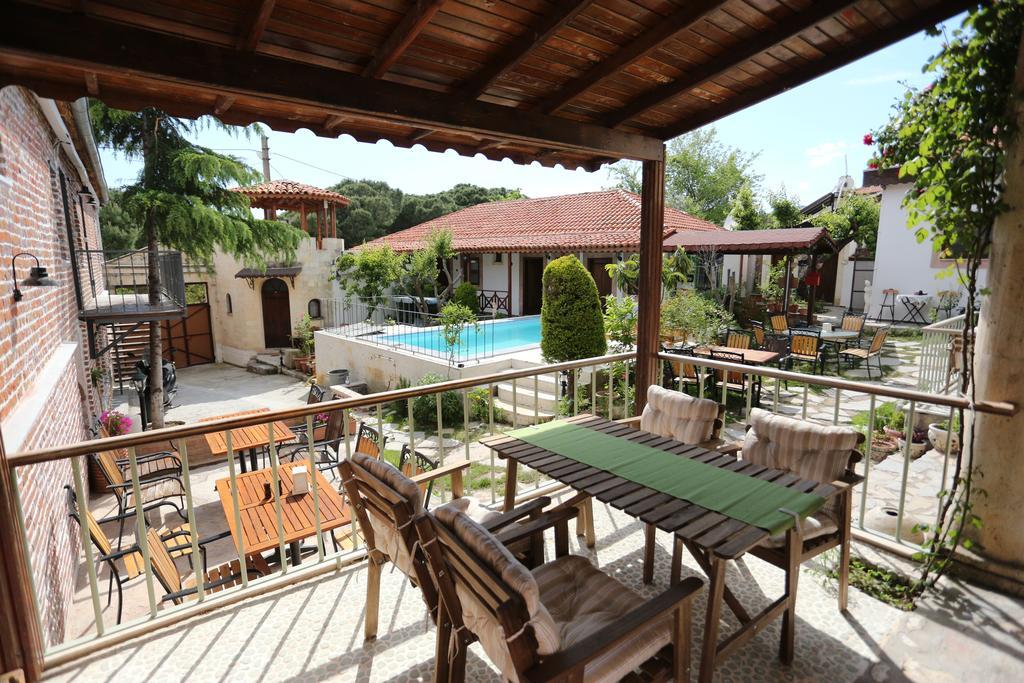 Akropolis Guest House 베르가마 외부 사진