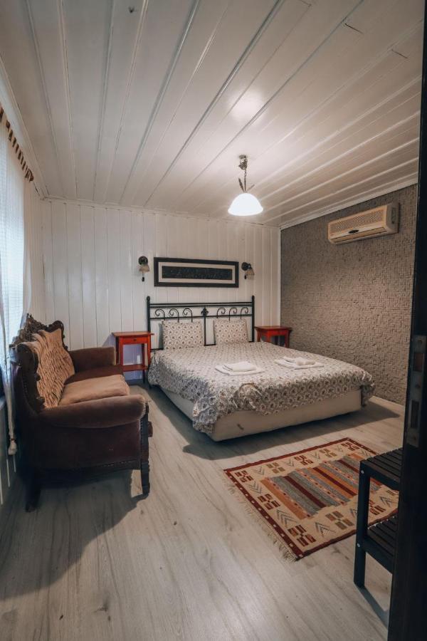 Akropolis Guest House 베르가마 외부 사진
