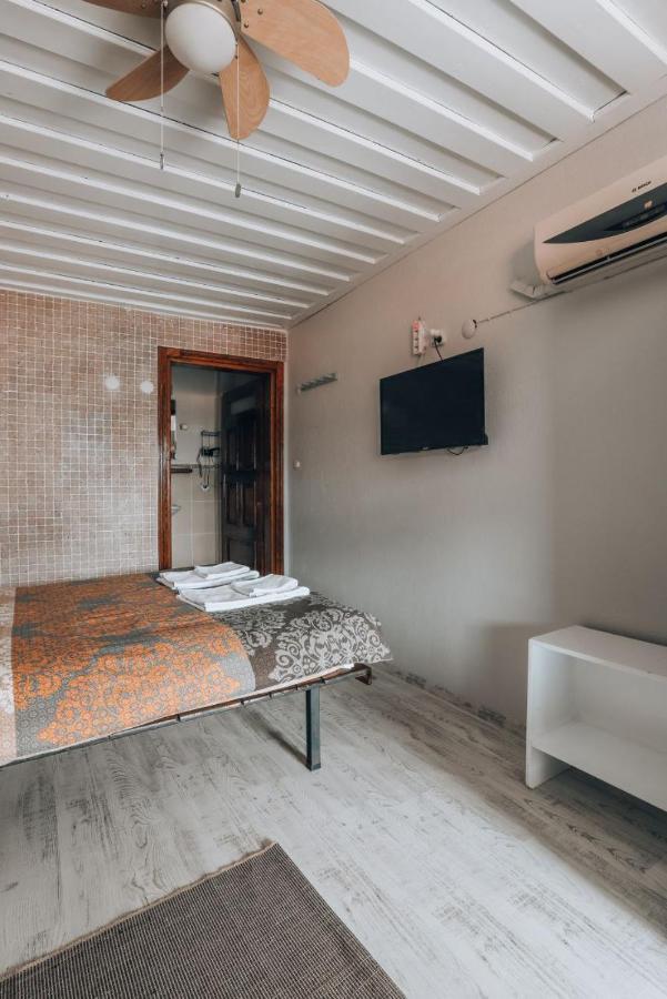 Akropolis Guest House 베르가마 외부 사진