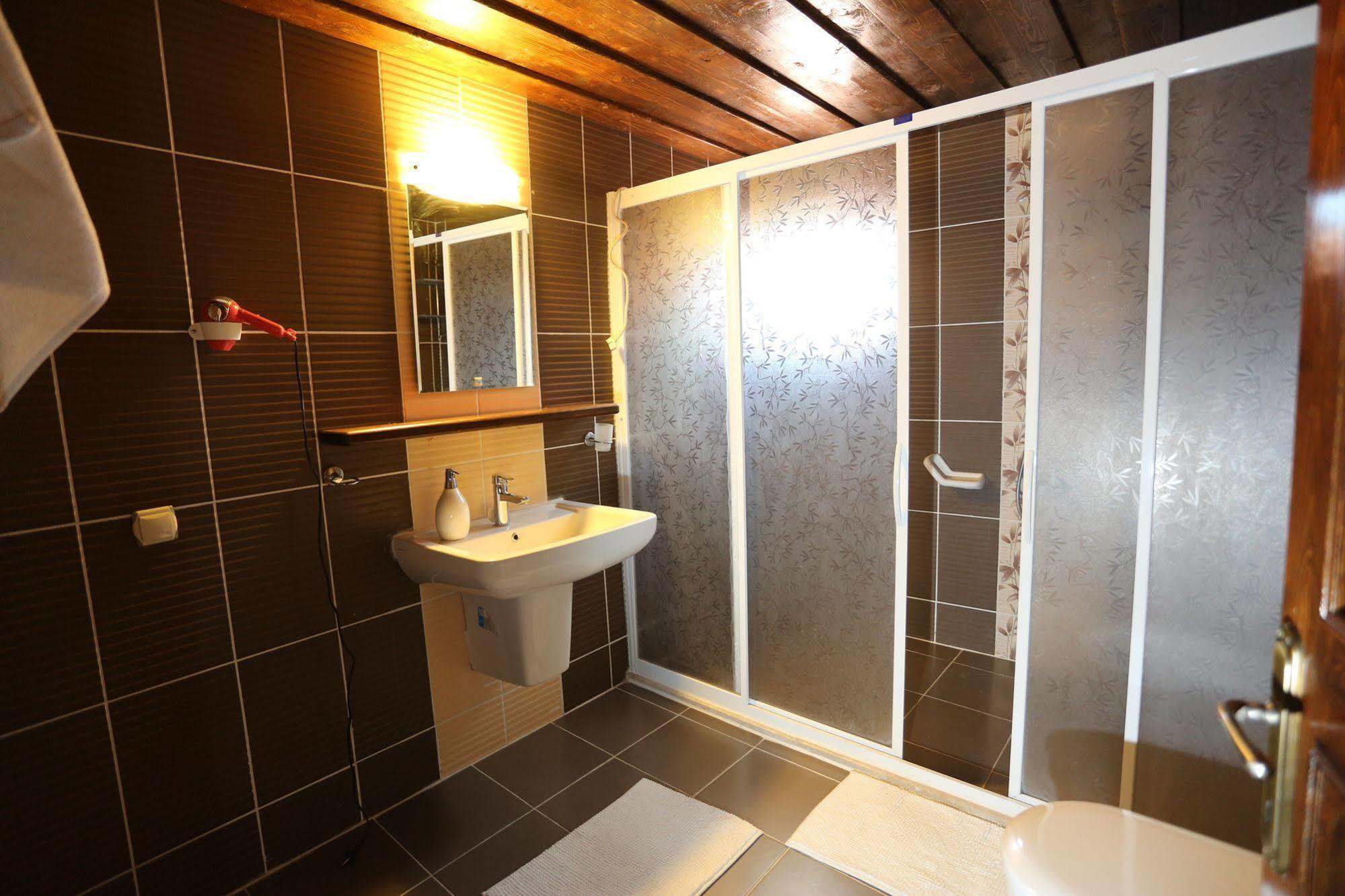 Akropolis Guest House 베르가마 외부 사진